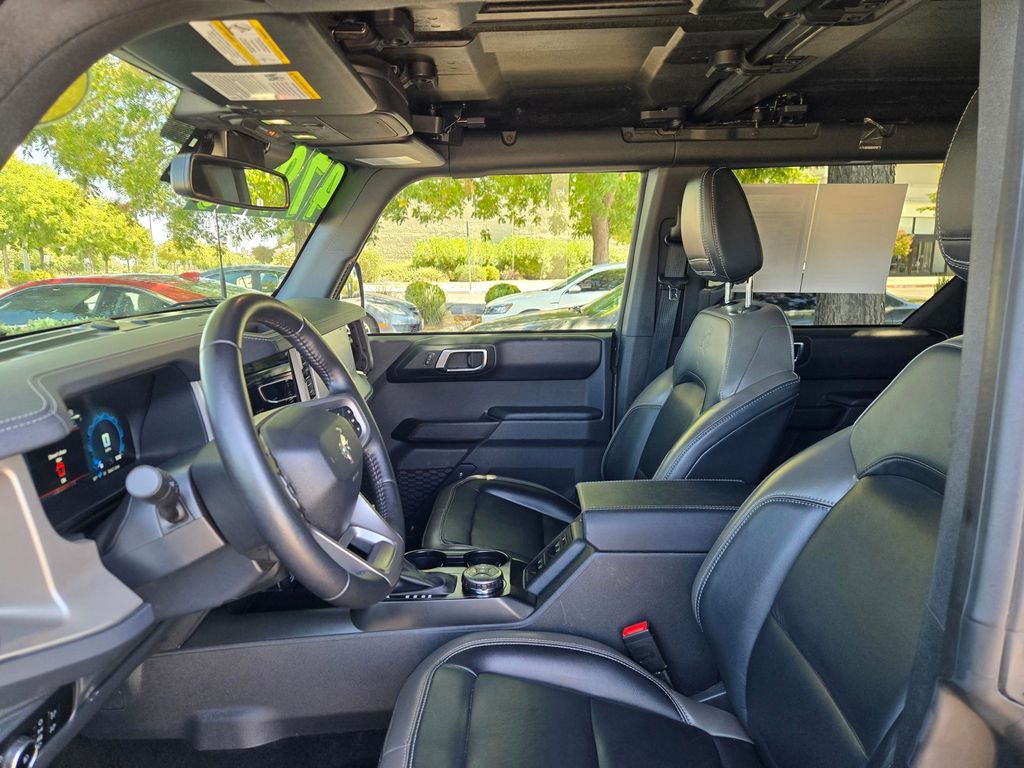 2025 Ford Bronco 4-Door Outer Banks - Photo 10