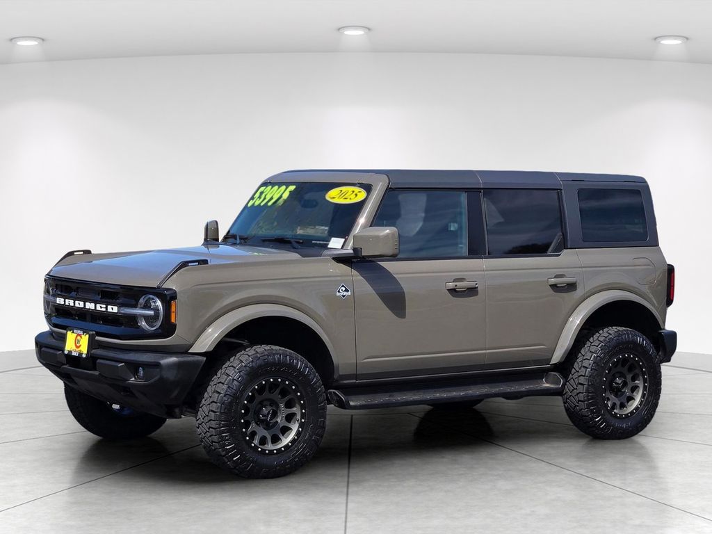 2025 Ford Bronco 4-Door Outer Banks - Photo 8