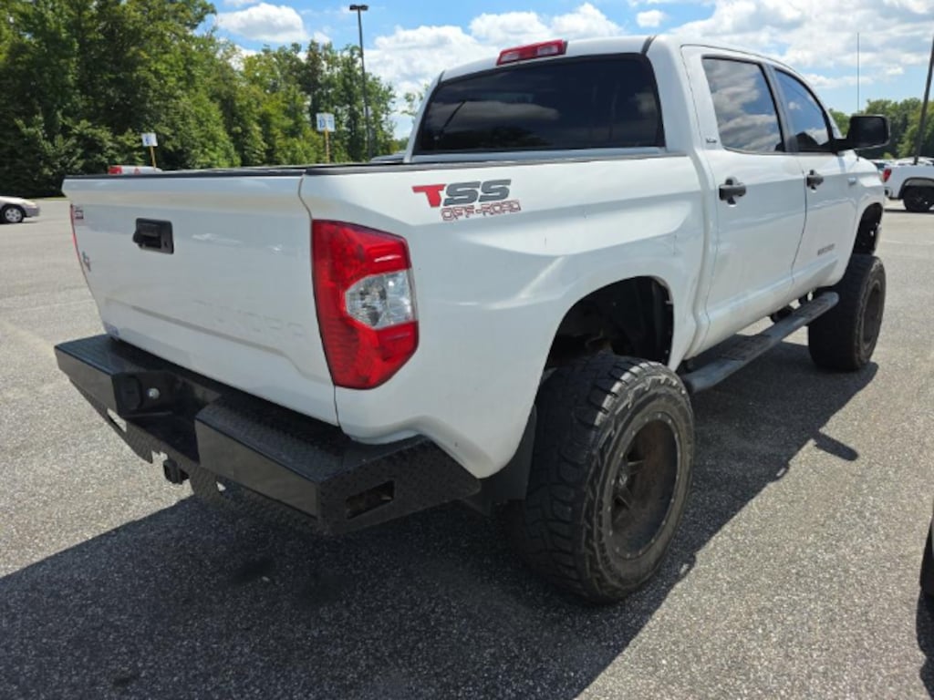 Used 2014 Toyota Tundra SR5 Crew Cab Short Bed Truck Crew Max