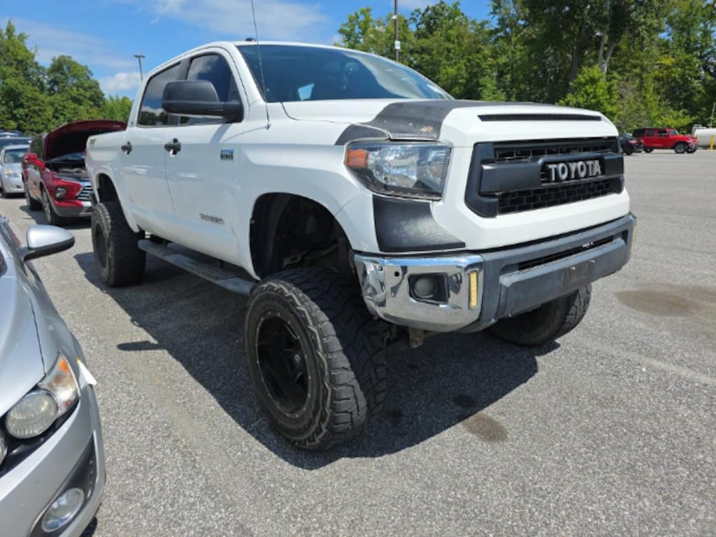 Used 2014 Toyota Tundra SR5 Crew Cab Short Bed Truck Crew Max