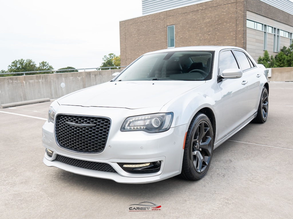 Used 2022 Chrysler 300 Touring L Sedan