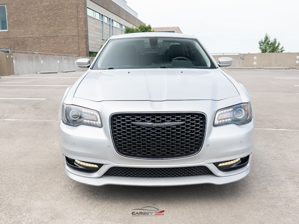 Used 2022 Chrysler 300 Touring L Sedan