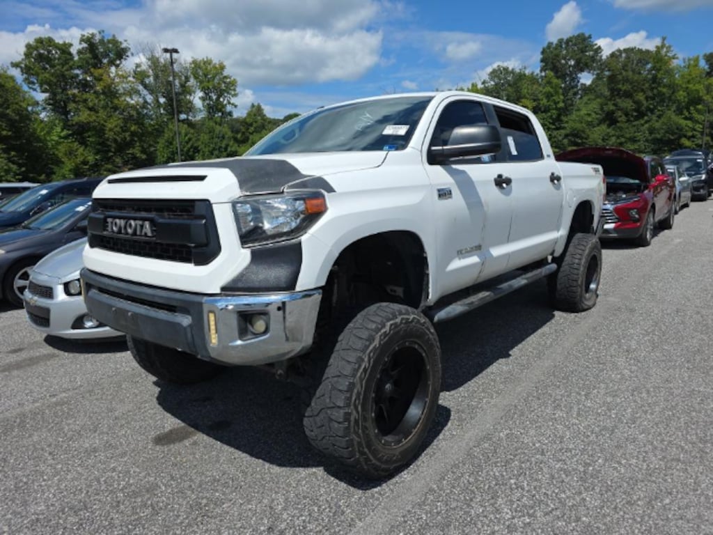 Used 2014 Toyota Tundra SR5 Crew Cab Short Bed Truck Crew Max