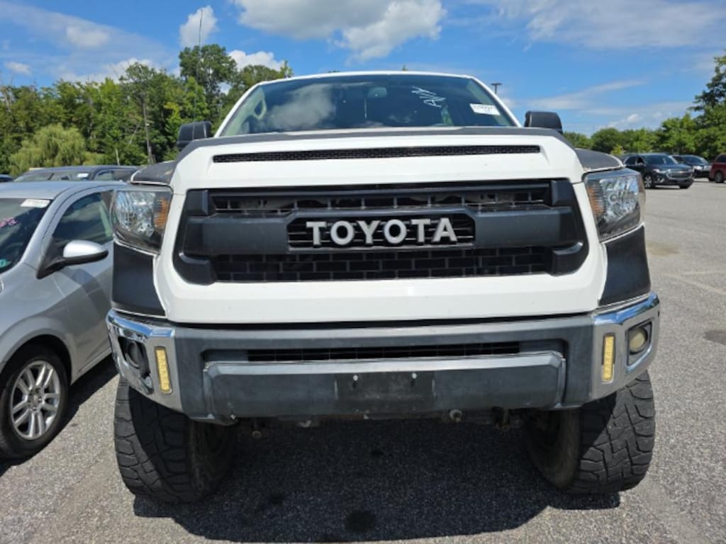 Used 2014 Toyota Tundra SR5 Crew Cab Short Bed Truck Crew Max