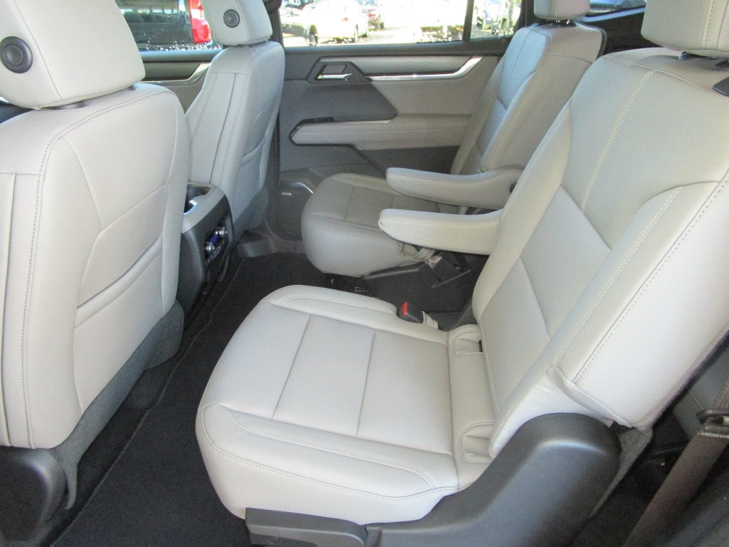 2026 GMC Acadia Elevation - Photo 19