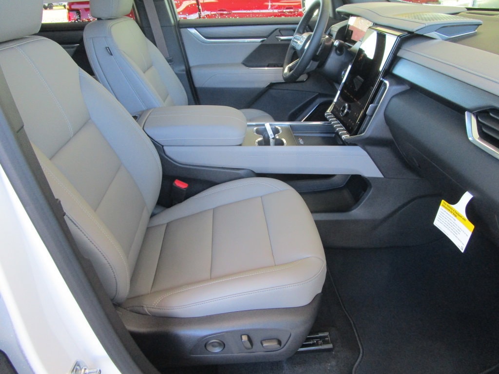 2026 GMC Acadia Elevation - Photo 27
