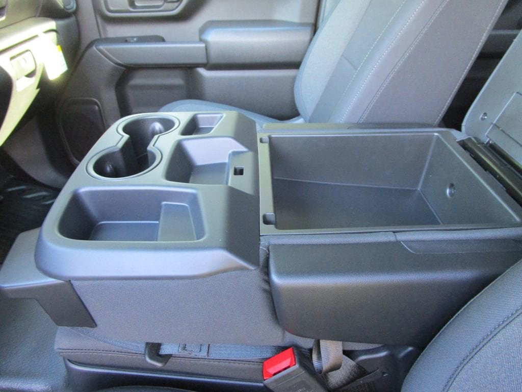 2026 GMC Sierra 3500 Chassis Cab Pro - Photo 25