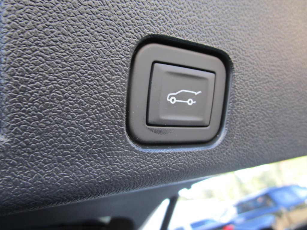 2026 GMC Acadia Elevation - Photo 17