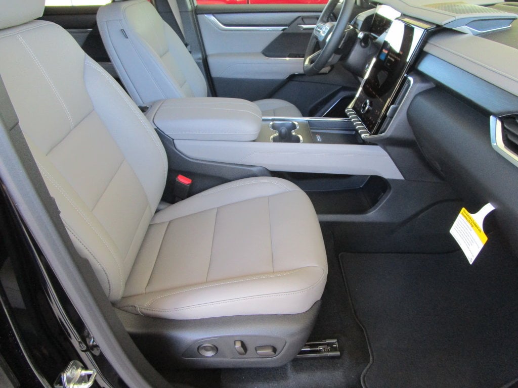 2026 GMC Acadia Elevation - Photo 27