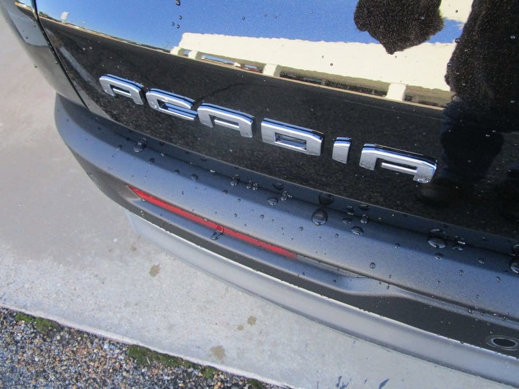 2026 GMC Acadia Elevation - Photo 12