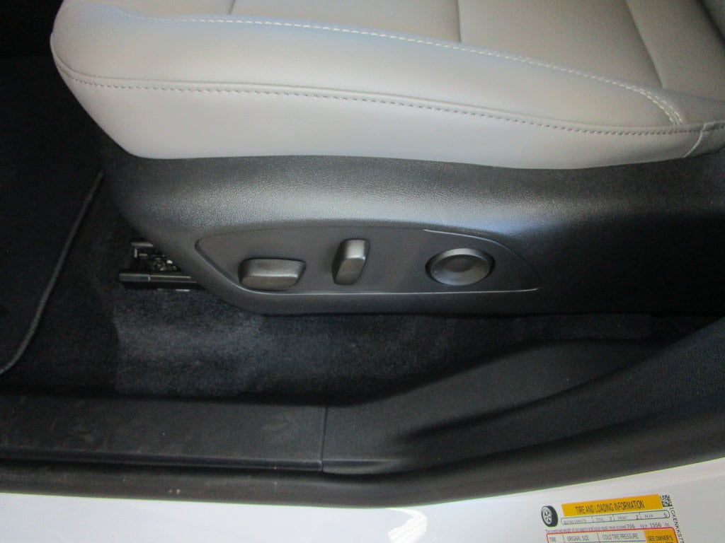 2026 GMC Acadia Elevation - Photo 21