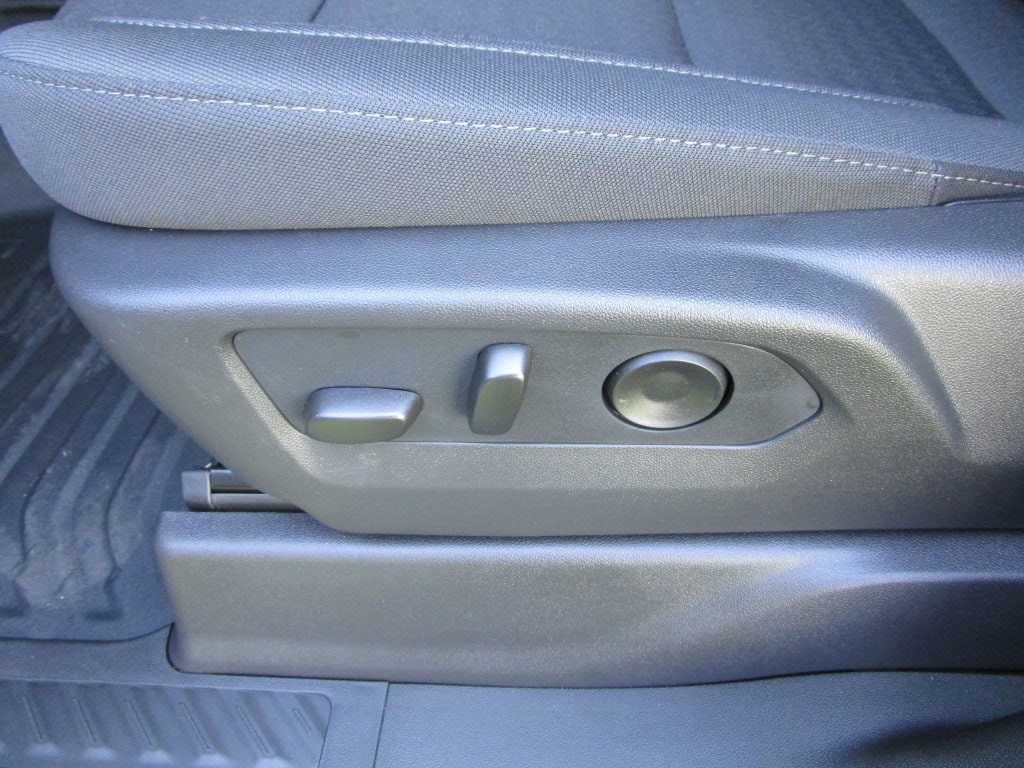 2026 GMC Sierra 3500 Chassis Cab Pro - Photo 21