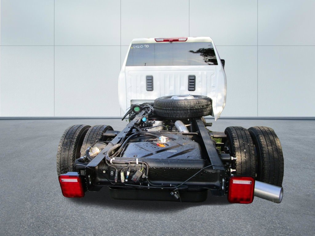2026 GMC Sierra 3500 Chassis Cab Pro - Photo 9