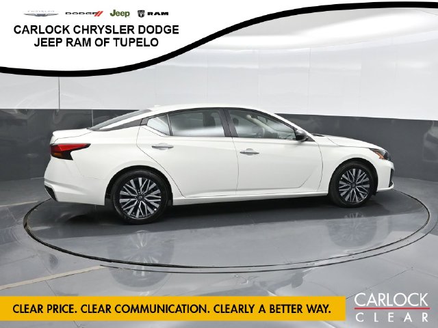 Used 2025 Nissan Altima SV Sedan