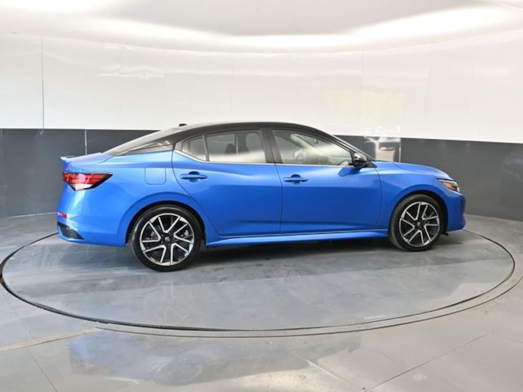 Used 2025 Nissan Sentra SR Sedan