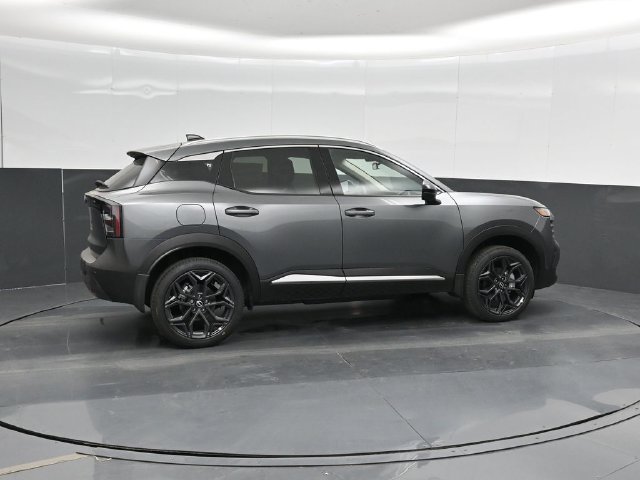 New 2027 Nissan Kicks SR SUV