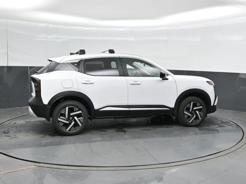 New 2026 Nissan Kicks SV SUV
