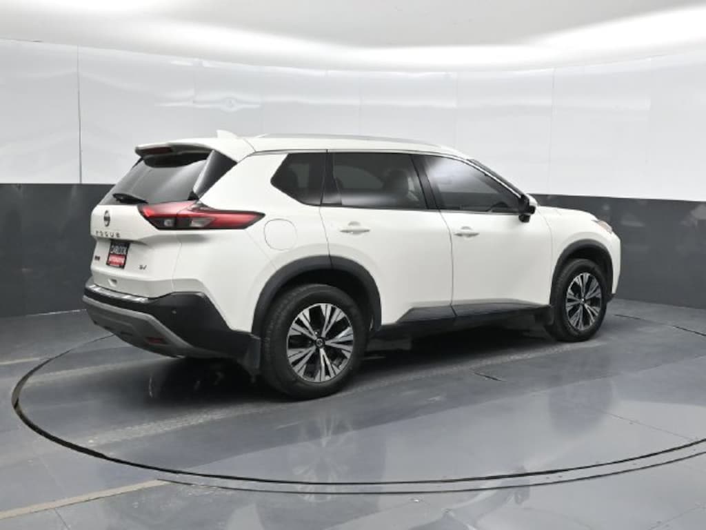 Used 2021 Nissan Rogue SV SUV