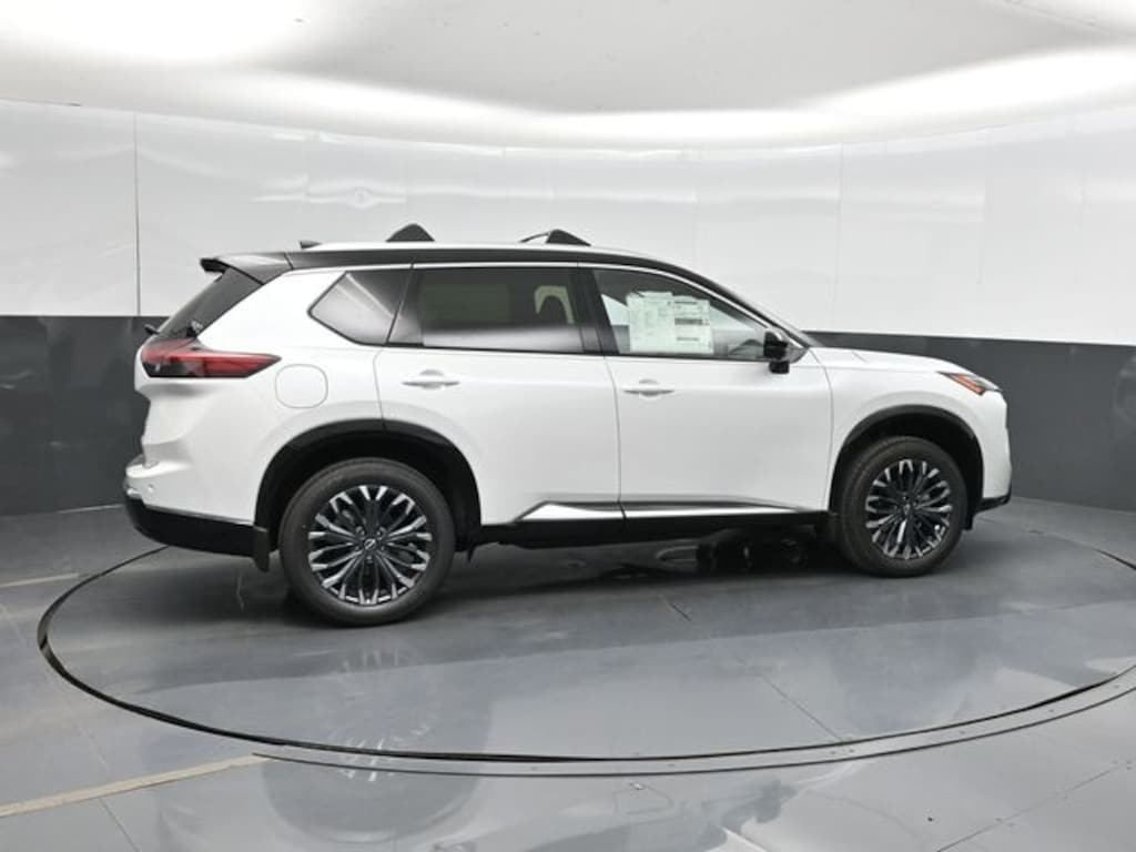 New 2026 Nissan Rogue Platinum SUV