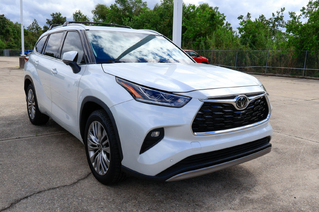 2024 Toyota Highlander Platinum