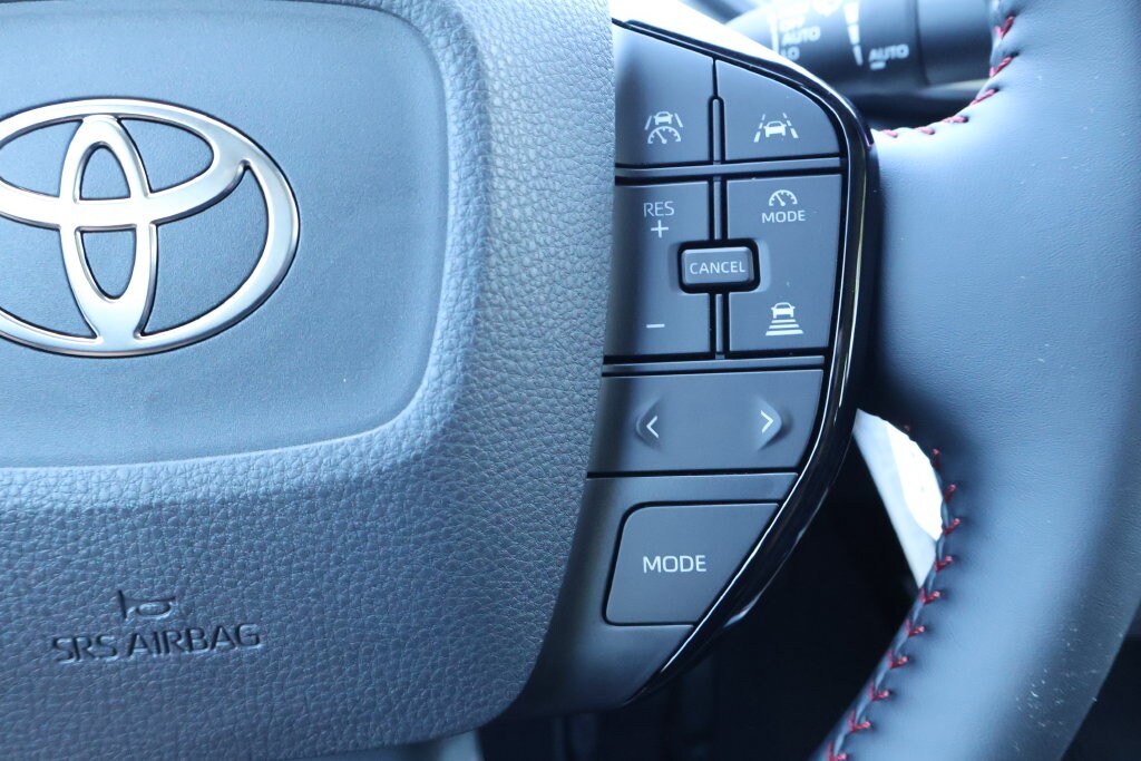 2025 Toyota Prius XSE Premium - Photo 10