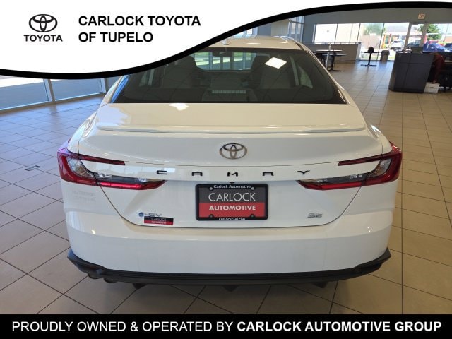 2026 Toyota Camry SE - Photo 10