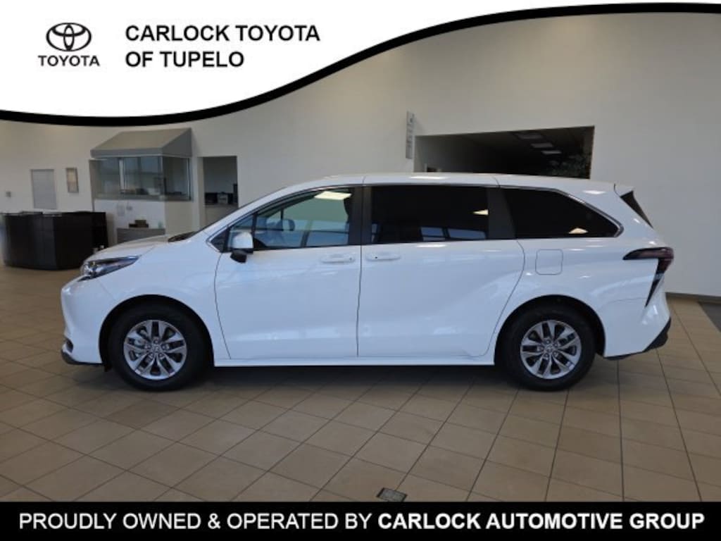 Used 2026 Toyota Sienna LE 8 Passenger Van Passenger Van
