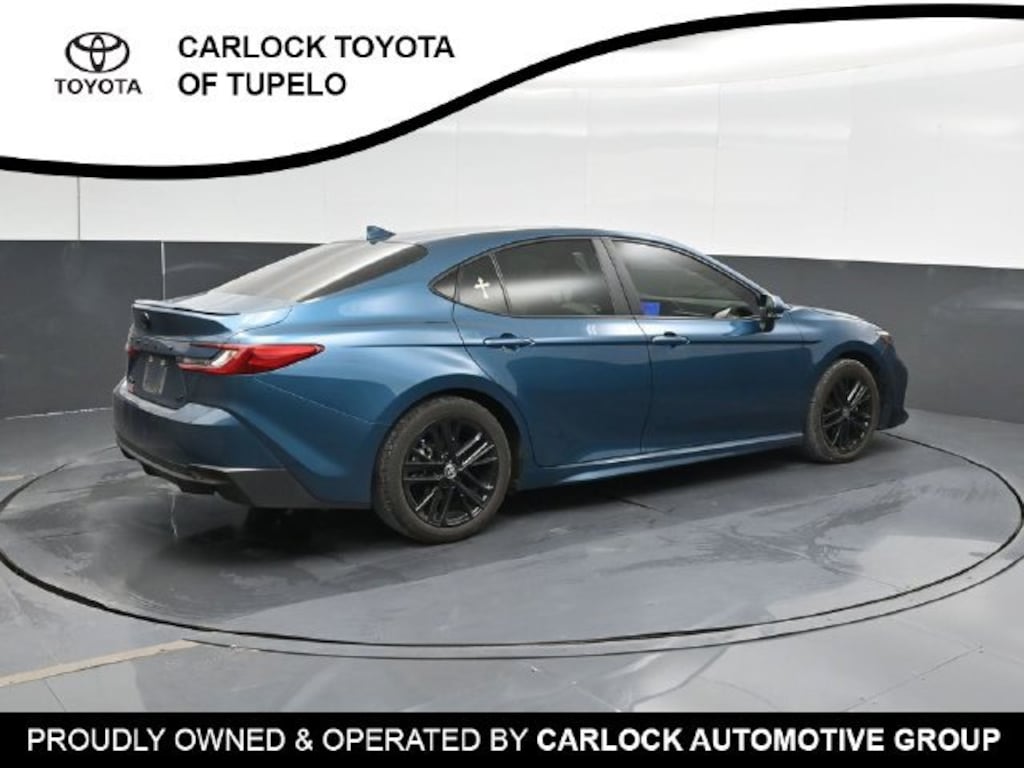 Used 2025 Toyota Camry SE Sedan