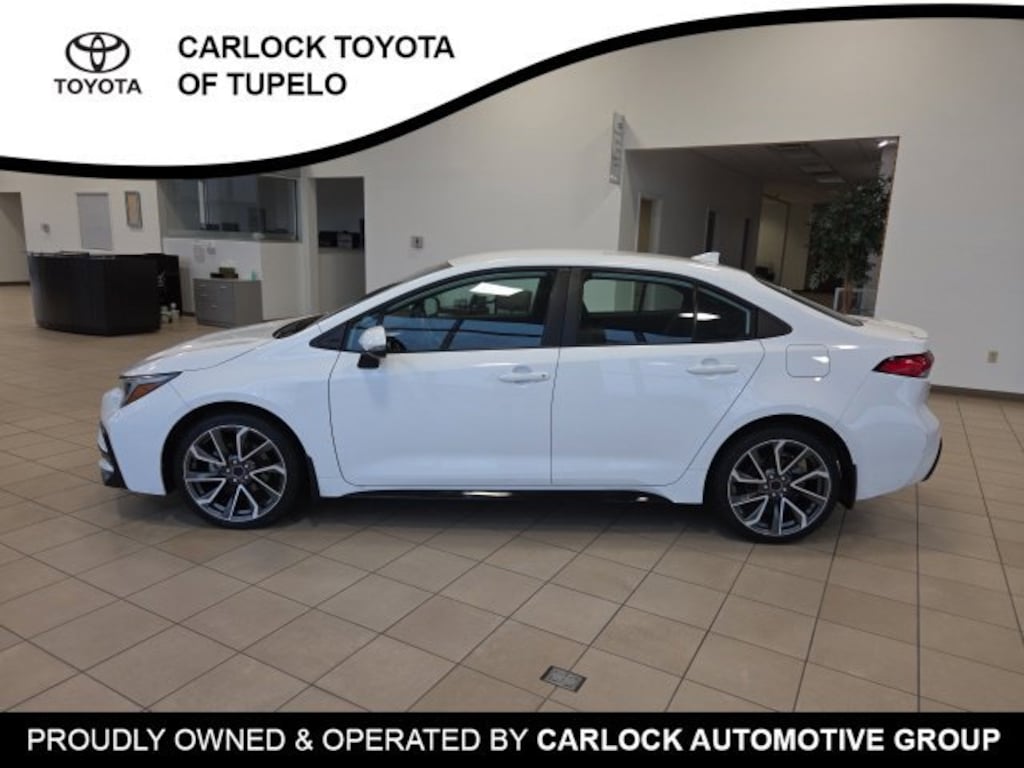 Used 2025 Toyota Corolla SE Sedan