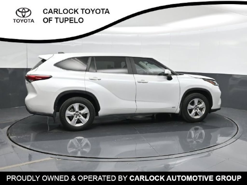 Used 2023 Toyota Highlander Hybrid LE Hybrid LE AWD
