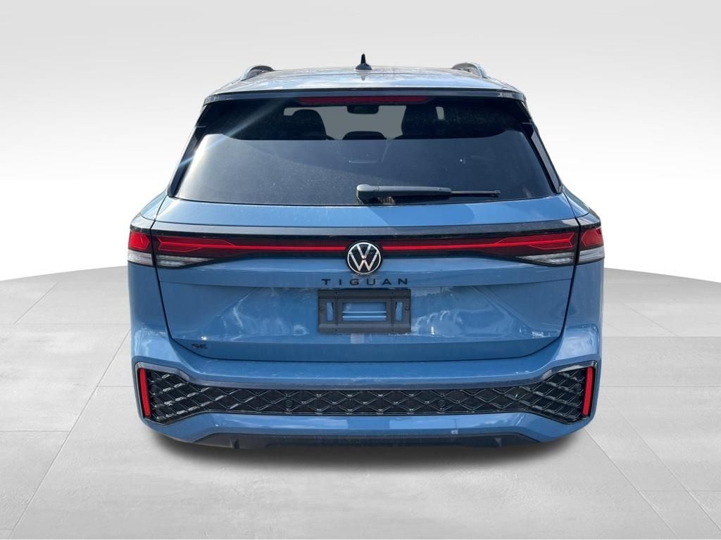 2026 Volkswagen Tiguan SE R-LINE BLACK - Photo 6
