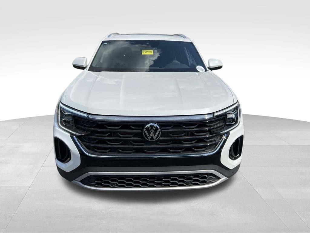 New 2026 Volkswagen Atlas Cross Sport SE w/Technology SUV