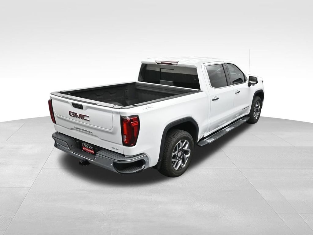 2024 GMC Sierra 1500 SLT - Photo 32