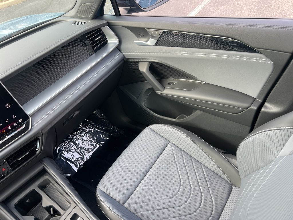 2026 Volkswagen Tiguan SE R-LINE BLACK - Photo 26