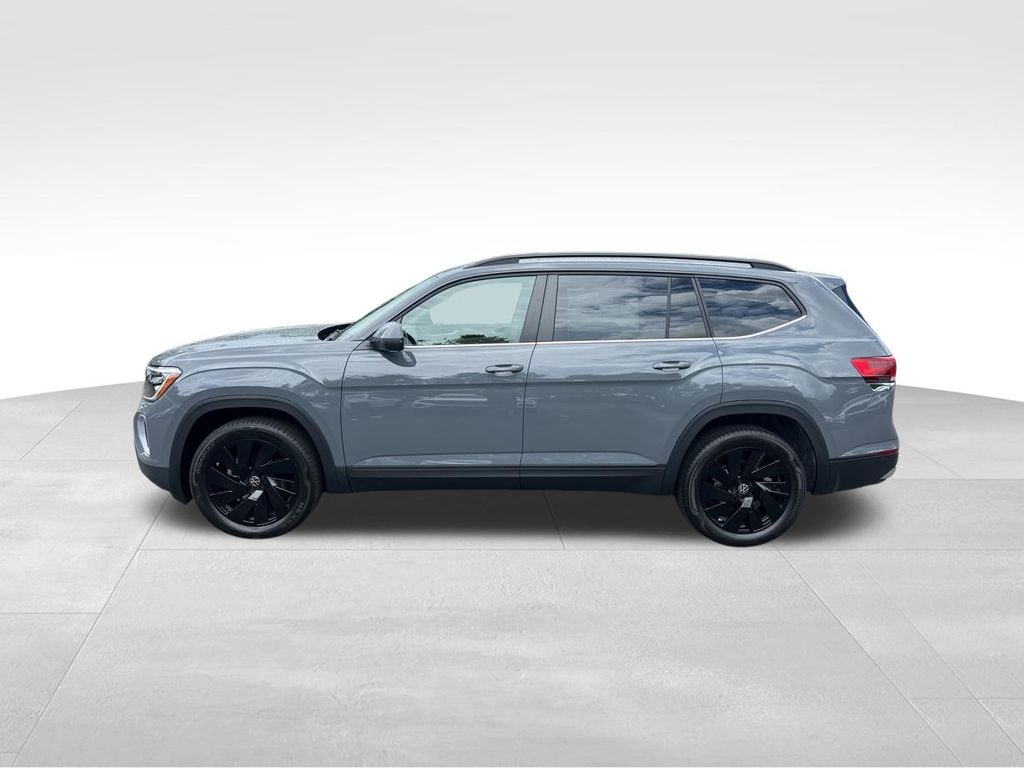 New 2026 Volkswagen Atlas SE w/Technology SUV