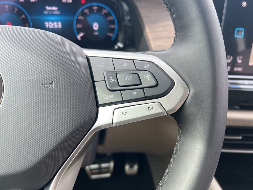 2026 Volkswagen Atlas SEL Premium R-Line - Photo 18
