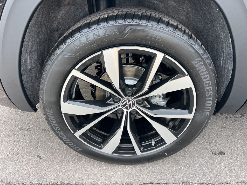 2026 Volkswagen Atlas SEL Premium R-Line - Photo 8