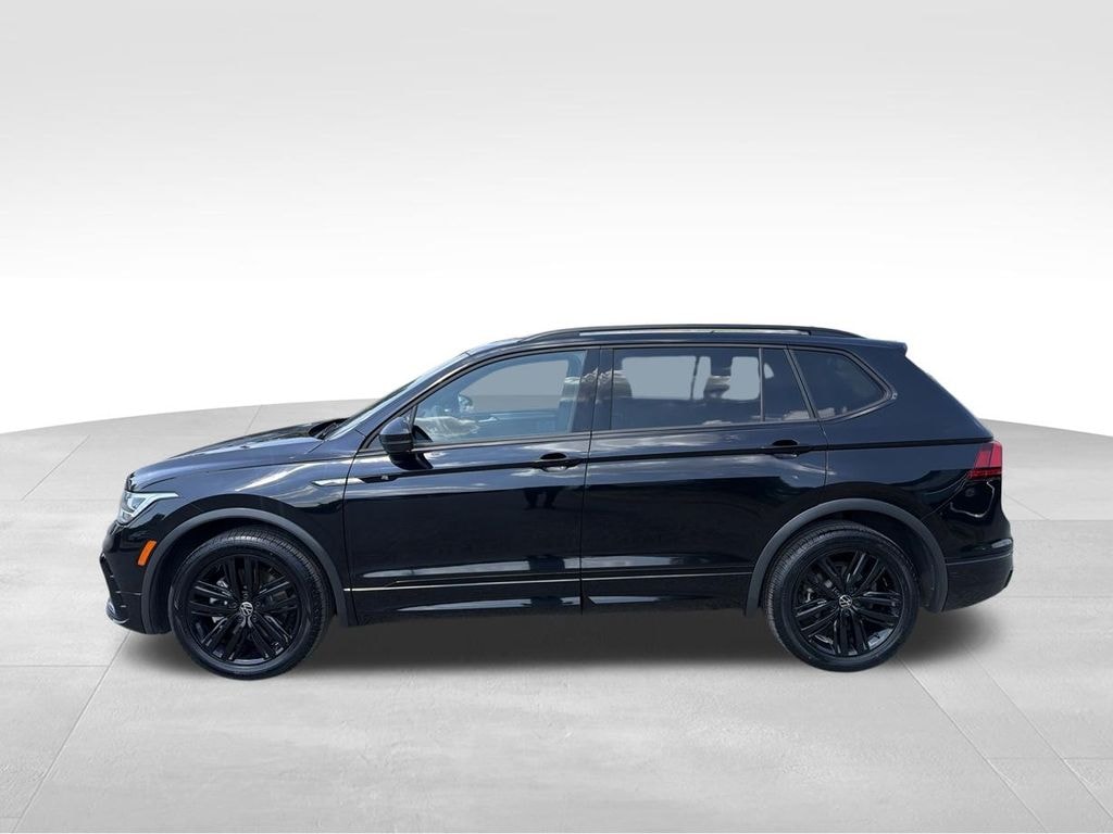 Certified 2022 Volkswagen Tiguan 2.0T SE R-Line Black SUV