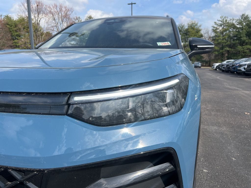 2026 Volkswagen Tiguan SE R-LINE BLACK - Photo 9
