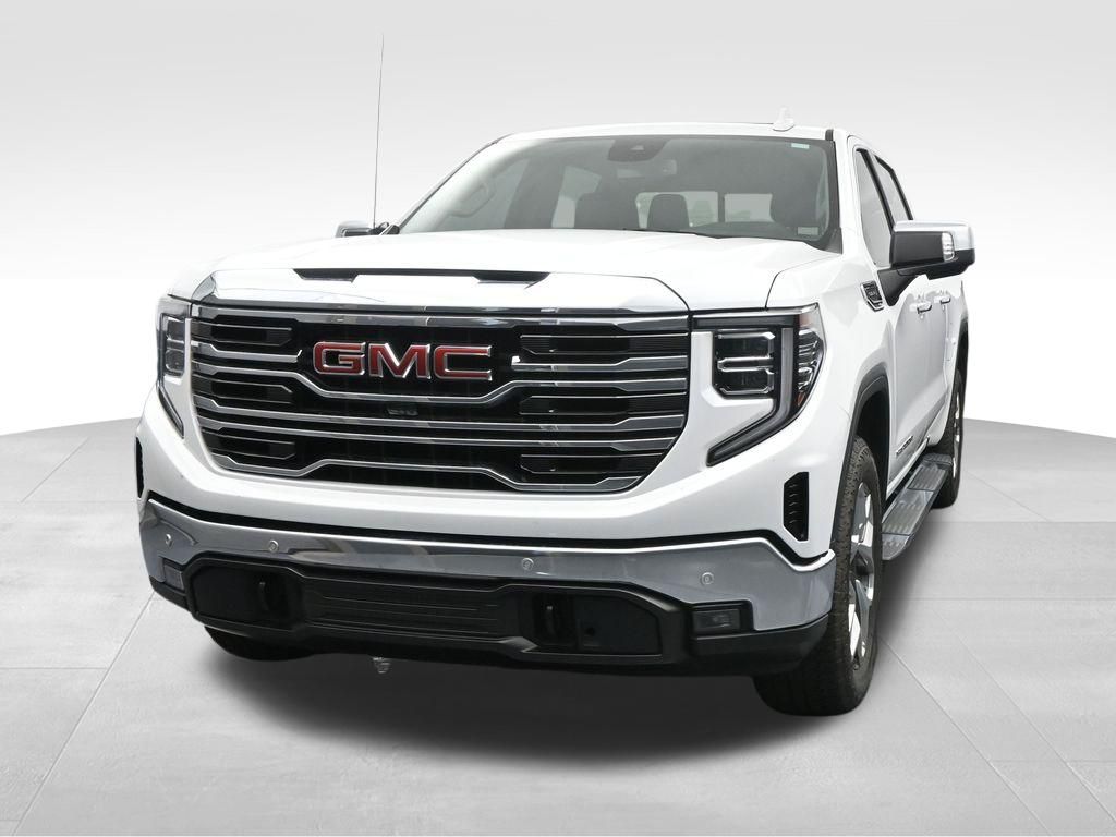 2024 GMC Sierra 1500 SLT - Photo 14
