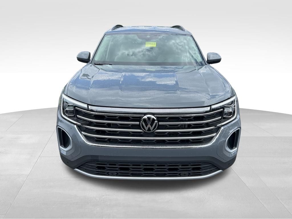 New 2026 Volkswagen Atlas SE w/Technology SUV