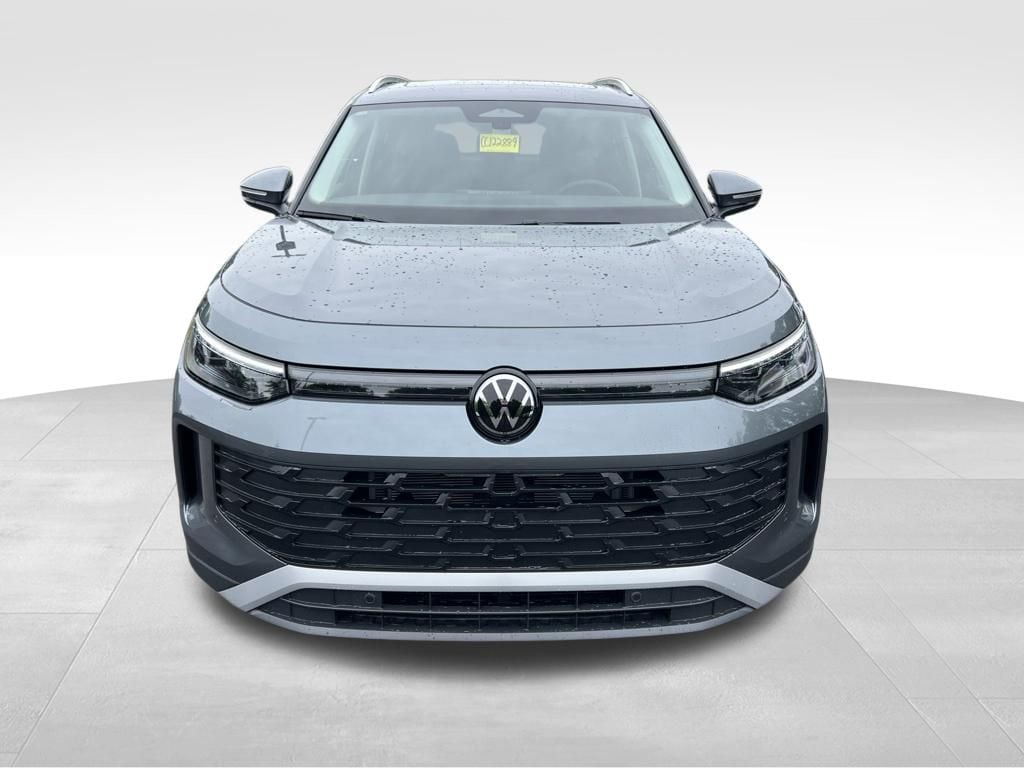 New 2026 Volkswagen Tiguan SE SUV