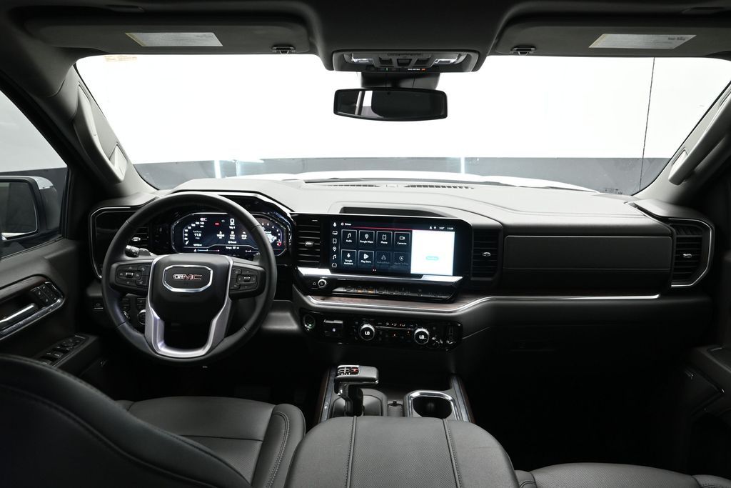 2024 GMC Sierra 1500 SLT - Photo 21