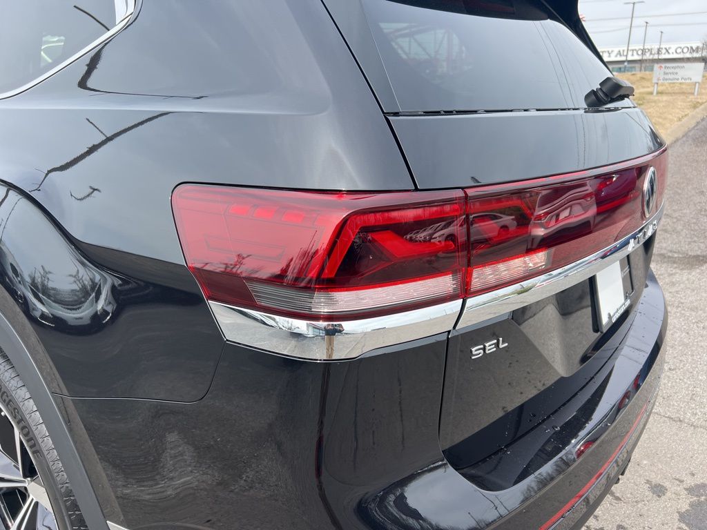 2026 Volkswagen Atlas SEL Premium R-Line - Photo 13