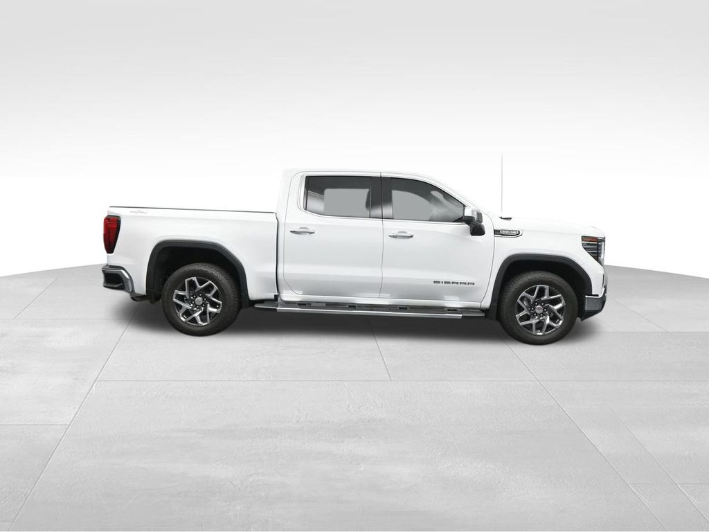 2024 GMC Sierra 1500 SLT - Photo 12
