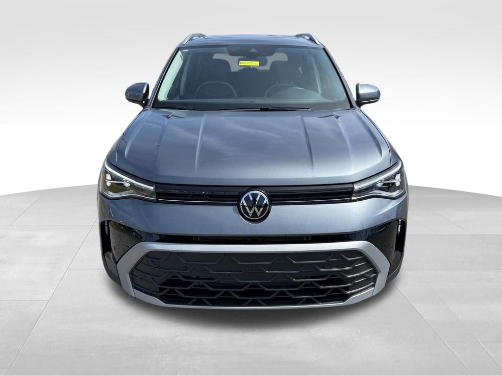New 2026 Volkswagen Taos 1.5T SE SUV
