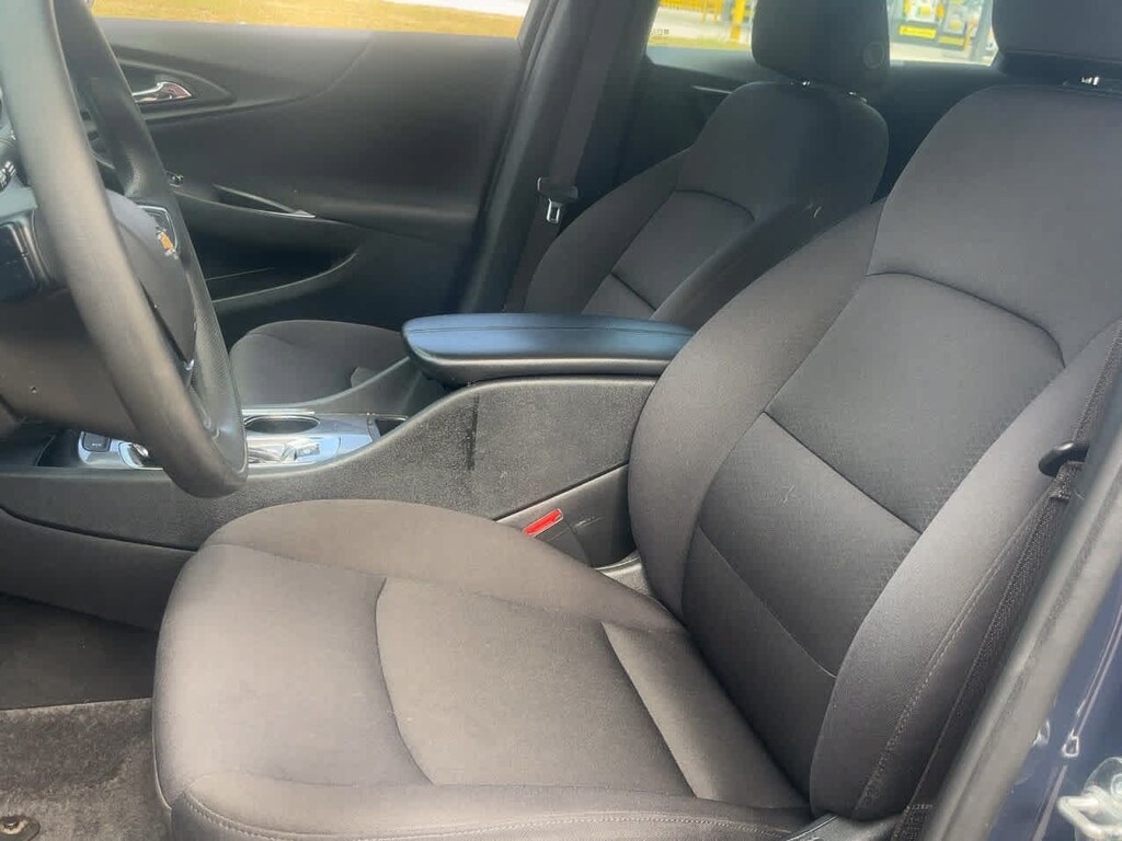 Used 2025 Chevrolet Malibu 1LT Sedan