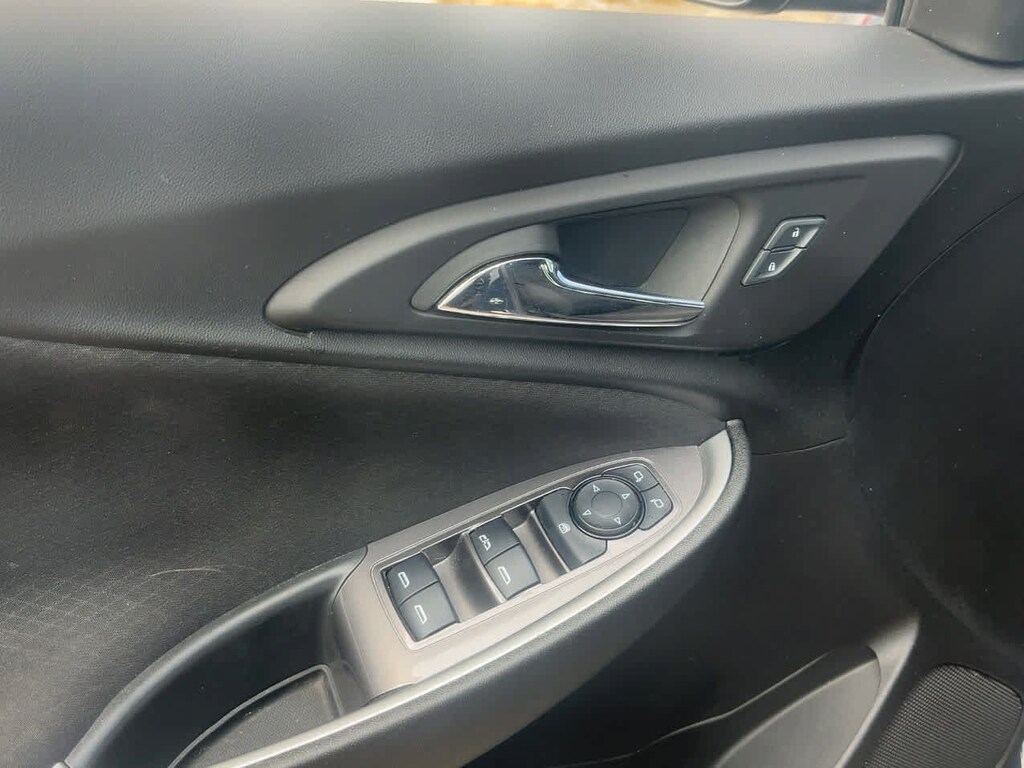 Used 2025 Chevrolet Malibu 1LT Sedan