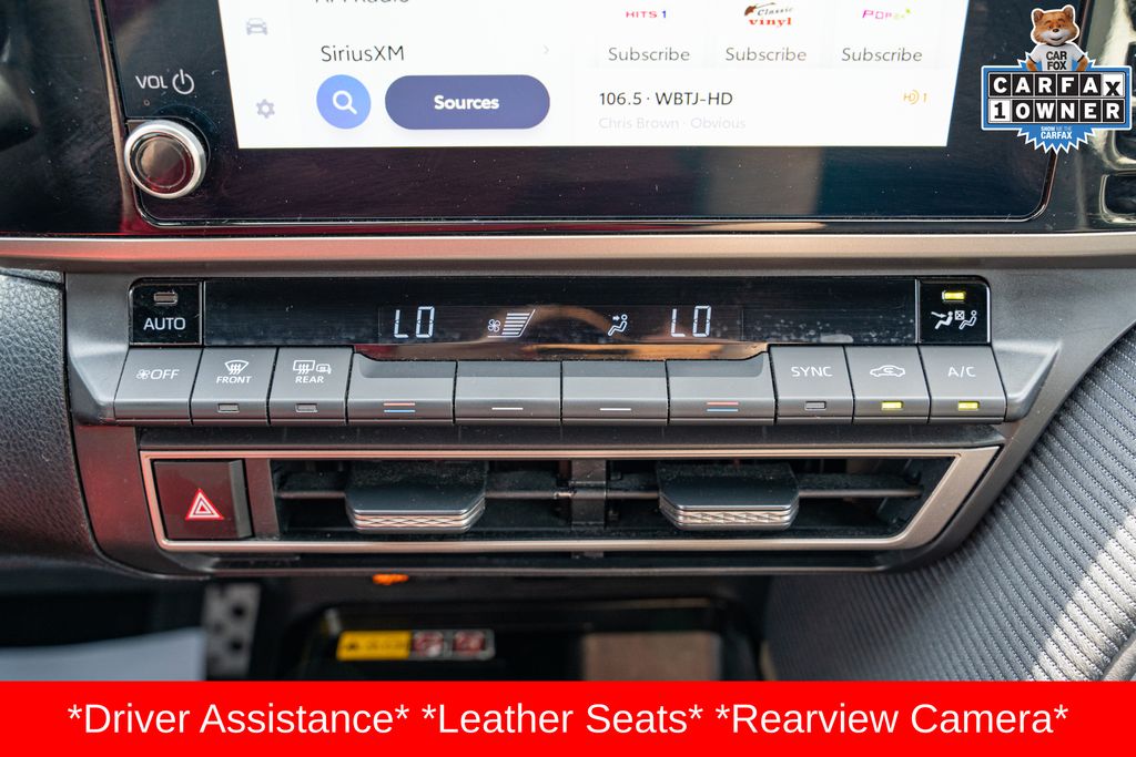 2025 Toyota Camry SE - Photo 27