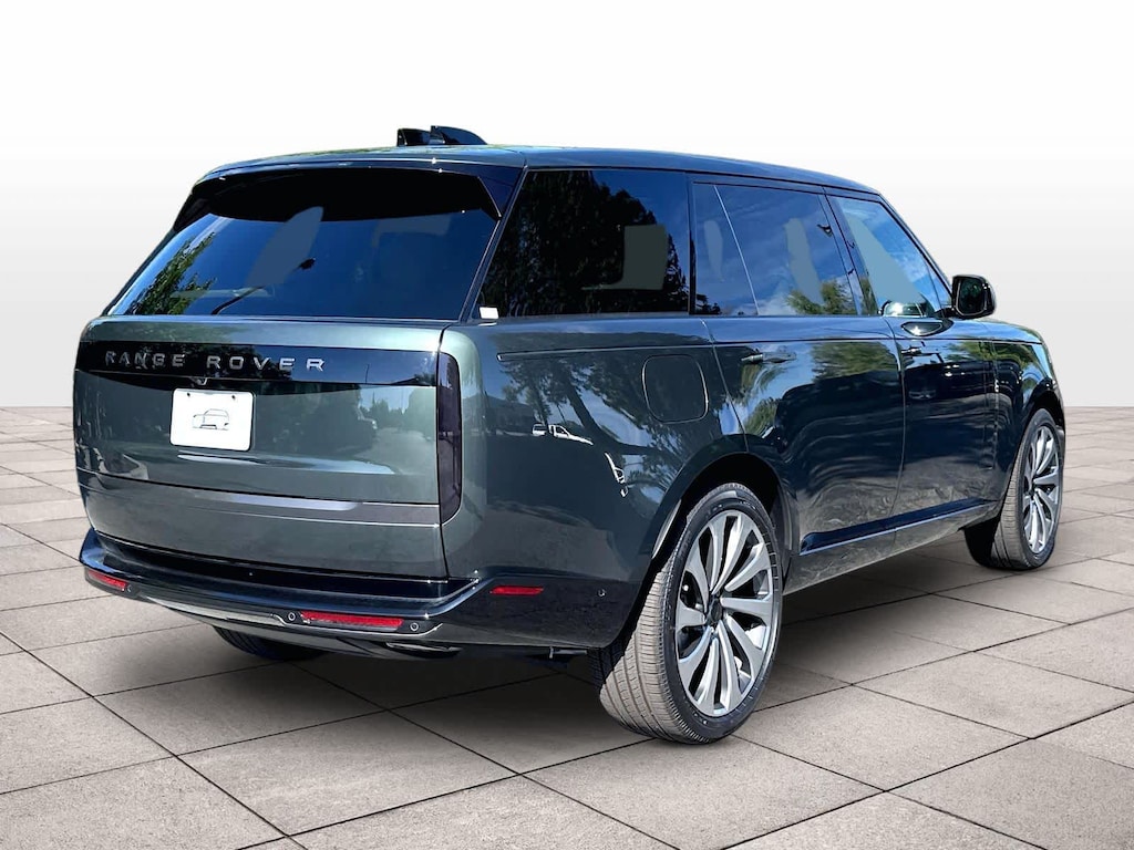 New 2026 Land Rover Range Rover SE 7 Seats SUV